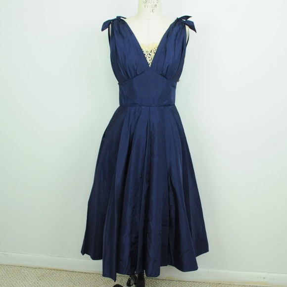Vintage Dresses & Skirts - Vintage 50s Cocktail Dress Taffeta Lace Full Skirt